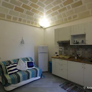 Il Cortiletto Su Levanzo Favignana